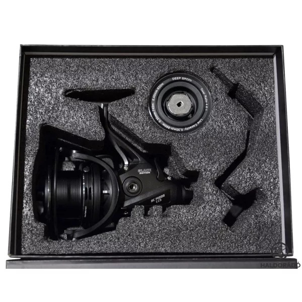 Haldorádó Black Edition BC 14000 LCS Freilaufrolle für Großkarpfen mit Ersatzspule, in einer Geschenkbox