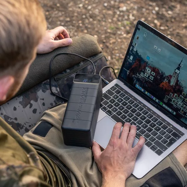 Nash Powerbanx Hub 80K Powerbank Ladegerät