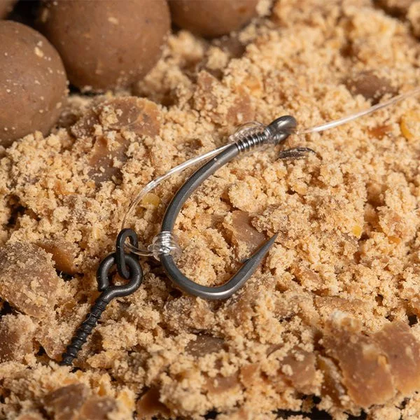Nash Fluorocarbon D-Rig 8 Vorfachhaken mit Öse, ohne Widerhaken